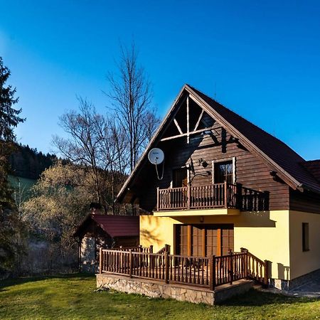 Chalupa Josta - 4 Spalne - 3 Kupelne - Kryty Altanok - Skibus Zastavka - Wifi Jezersko Exterior foto
